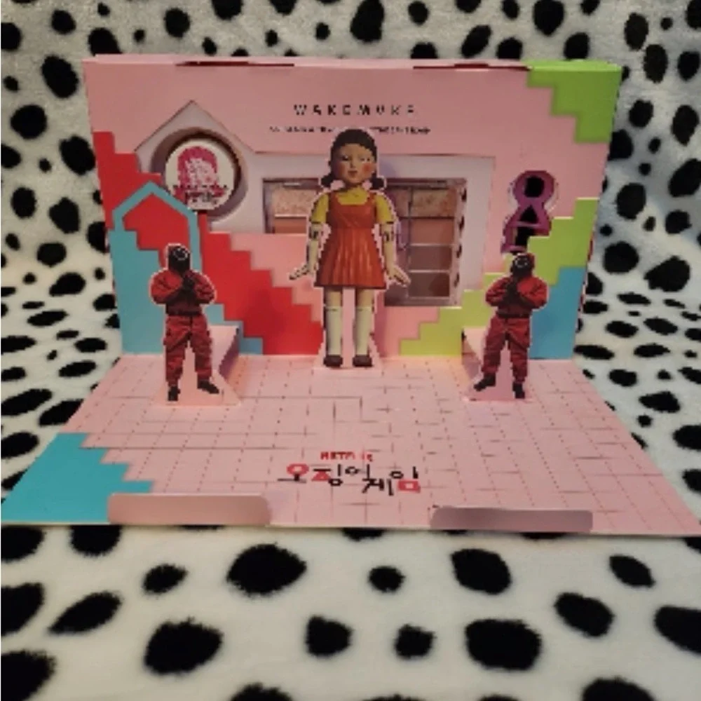 WAKEMAKE Squid Games GET READY WITH YOUNGHEE EDITION BNIB